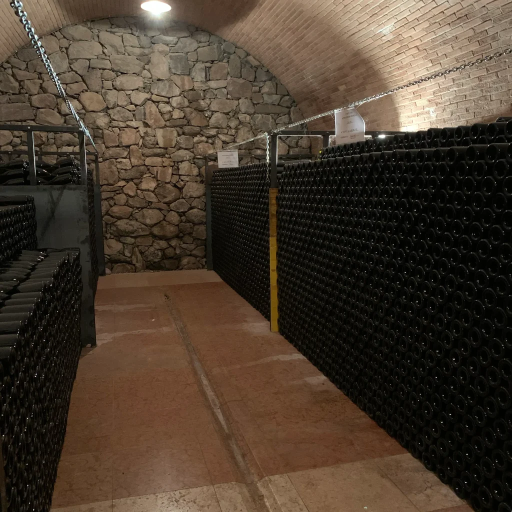 Bottiglie di Durello sulle pupitre